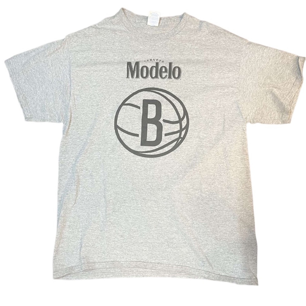 Size L modelo Brooklyn nets T shirt
